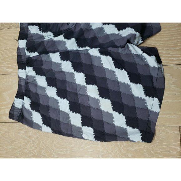 Tommy Bahama Relax Men's Swim Trunks XL Lace Up Front Mesh Lined Geometric - Picture 9 of 9